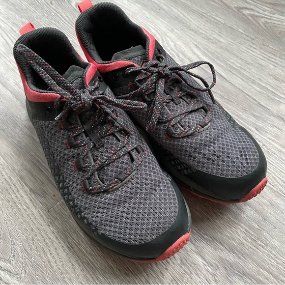 L.L. Bean Women's North Peak Ventilated Trail Shoes Gray/Coral Size 9.5 - Picture 2 of 9
